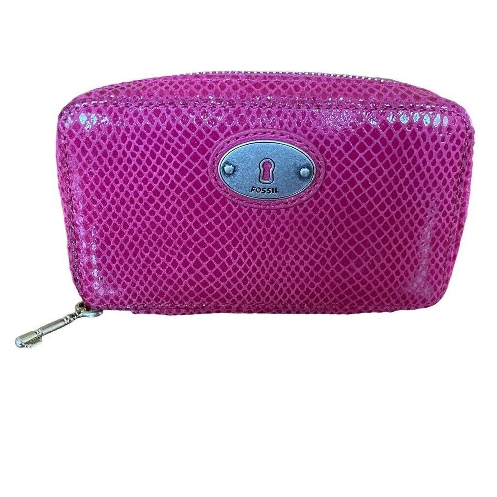 Fossil Women Wallet Leather Snakeskin Embossed Zippered Compartments Pink Clutch